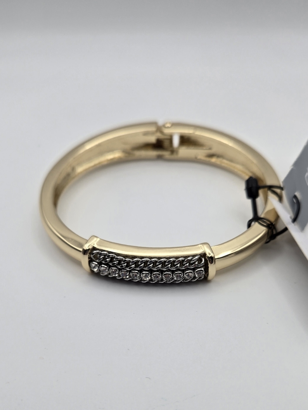 NWT Chico's Centerstage Hinged Bangle Bracelet Goldtone Faux Diamond Elegant